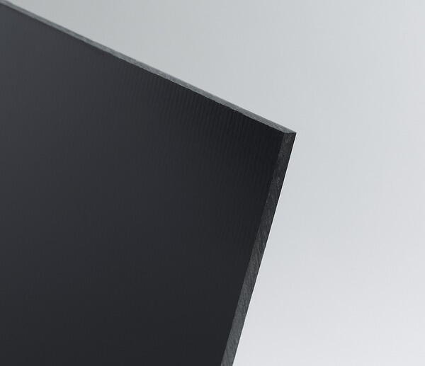 PLAQUE PVC RIGIDE NOIR FILME      6X3000X1500