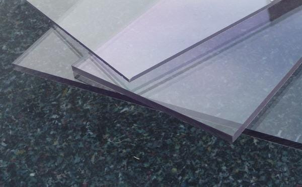 PLAQUE A PET INCOLORE             2X1525X2050 NUDEC  [PRODUIT-1310A]